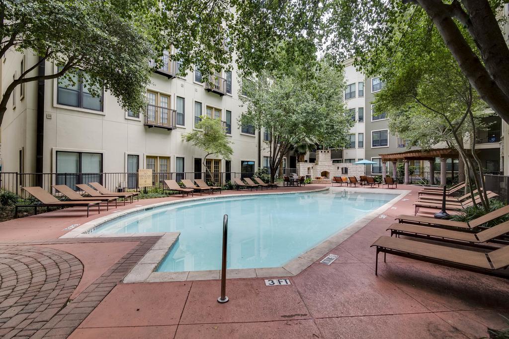 Downtown District By Yourent Austin Exterior photo
